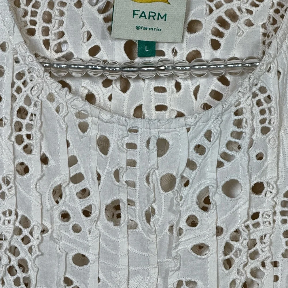 FARM Rio White Eyelet Flutter Sleeve Blouse - Picture 2 of 8